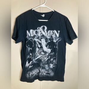 Of Mice & Men Allover Band T-Shirt Size M
